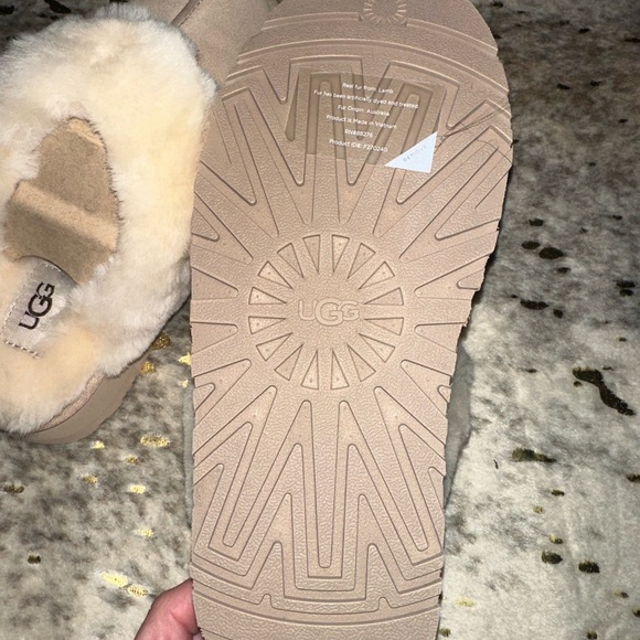 UGG slide on platform slippers shoes womens 7 new - Picture 3 of 6